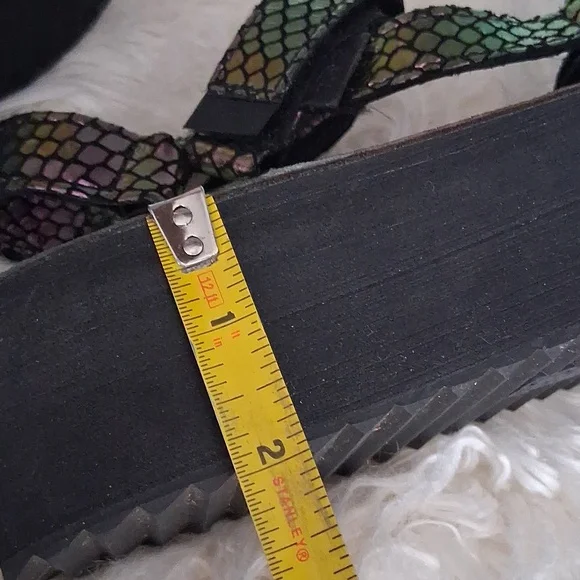 TEVA Chameleon Sandals - Picture 5 of 15